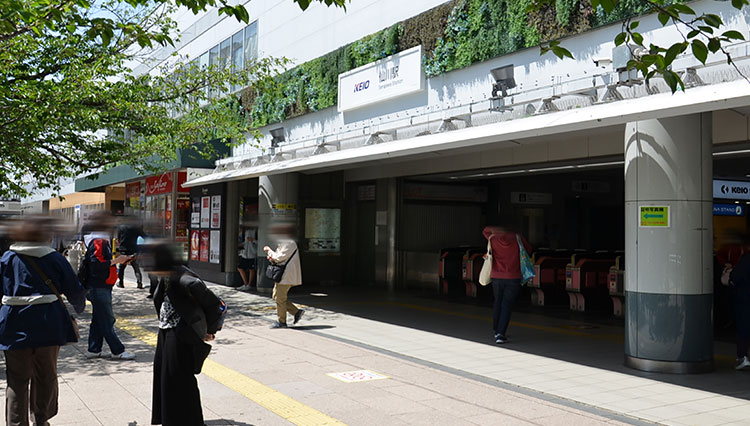 仙川駅から徒歩3分の立地